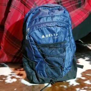 Delta cargo bookbag